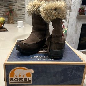USED SOREL NORTHERN LITE TALL SIZE 10